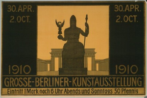 Ein Plakat mit einer Statue vor einem Gebäude, Text und Zahlen, die Informationen zum Berliner-Kunstausstellung-Event enthalten.